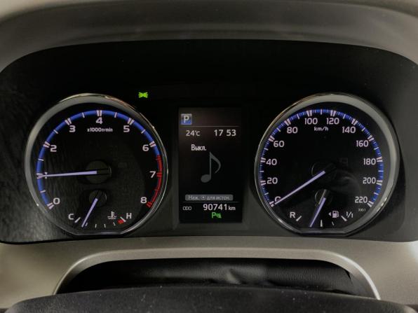 Toyota RAV4 IV (XA40) Рестайлинг с пробегом 2017 года, цена 3 050 000 рублей, 90740 км, внедорожник, Автокод Объявления
