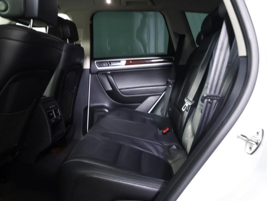 Volkswagen Touareg II Рестайлинг Москва  - изображение 12