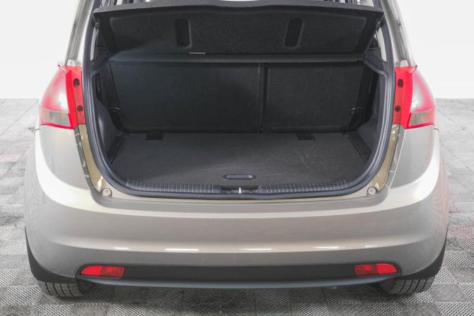 Kia Venga I с пробегом 2012 года, цена 799 000 рублей, 88160 км, компактвэн, Автокод Объявления