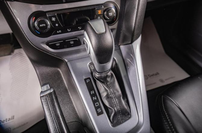 Ford Focus III с пробегом 2012 года, цена 899 000 рублей, 334000 км, хэтчбек, Автокод Объявления