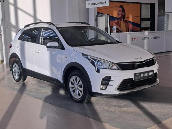 Kia Rio IV Рестайлинг с пробегом 2022 года, цена 2 030 000 рублей, 41913 км, хэтчбек, Автокод Объявления
