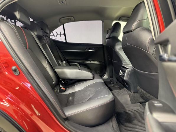 Toyota Camry VIII (XV70) Рестайлинг с пробегом 2021 года, цена 3 690 000 рублей, 65190 км, седан, Автокод Объявления