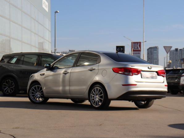 Kia Rio III Рестайлинг с пробегом 2016 года, цена 1 096 000 рублей, 92677 км, седан, Автокод Объявления