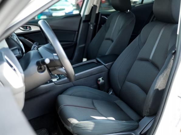 Mazda 3 III (BM) Рестайлинг с пробегом 2016 года, цена 1 159 000 рублей, 229569 км, седан, Автокод Объявления