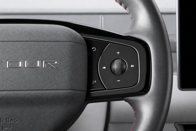 JETOUR DASHING I с пробегом 2023 года, цена 1 999 000 рублей, 25000 км, внедорожник, Автокод Объявления