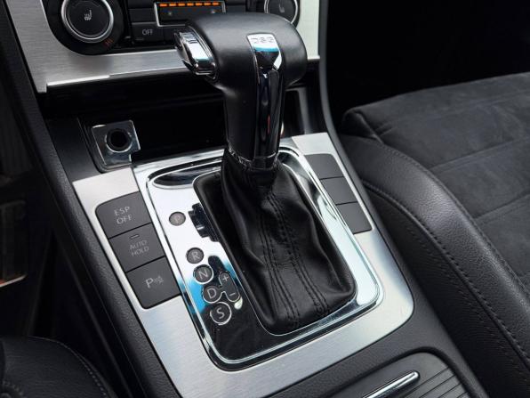 Volkswagen Passat B6 с пробегом 2010 года, цена 675 000 рублей, 263000 км, седан, Автокод Объявления