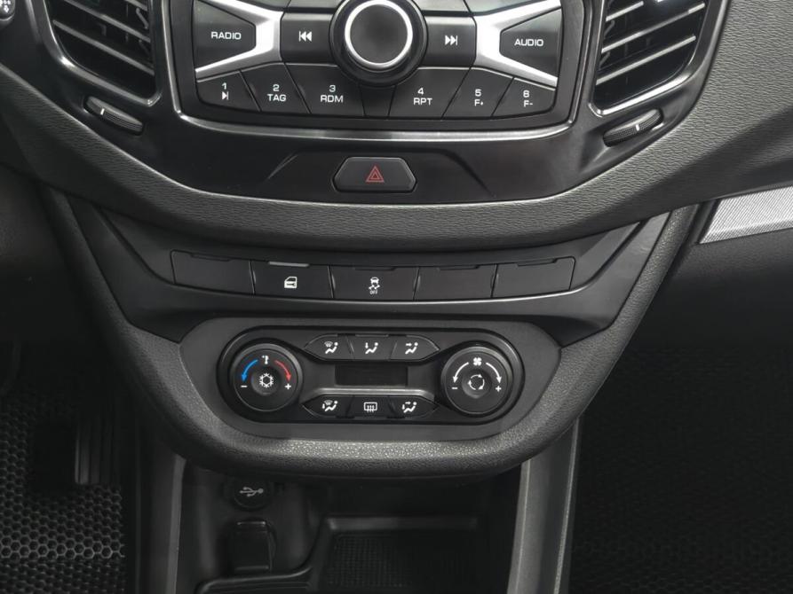 Lada (ВАЗ) Vesta I Ростов-на-Дону  - изображение 18