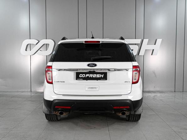 Ford Explorer V с пробегом 2015 года, цена 2 389 000 рублей, 207804 км, внедорожник, Автокод Объявления