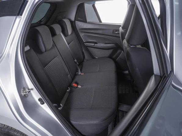Suzuki Swift V с пробегом 2019 года, цена 1 159 000 рублей, 101111 км, хэтчбек, Автокод Объявления