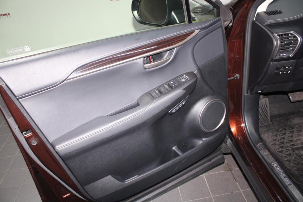 Lexus NX I Владивосток  - изображение 19