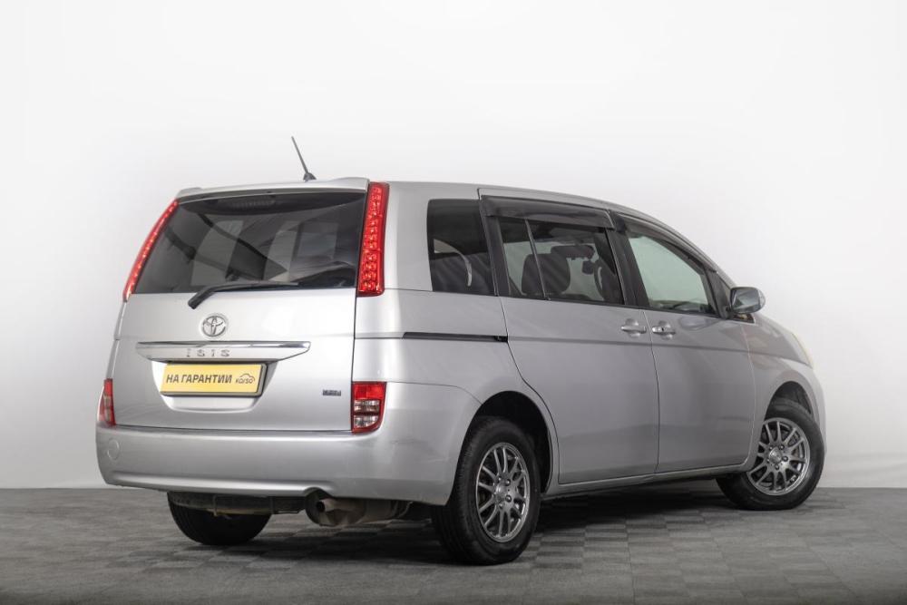 Toyota ISis I Рестайлинг Томск  - изображение 6