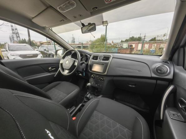 Renault Sandero II с пробегом 2016 года, цена 1 299 000 рублей, 48184 км, хэтчбек, Автокод Объявления
