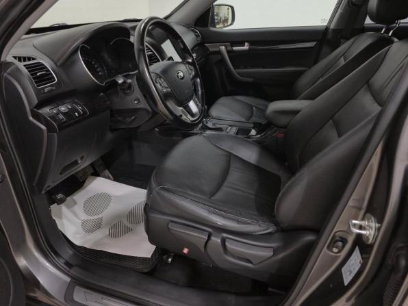 Kia Sorento II Рестайлинг с пробегом 2017 года, цена 1 870 000 рублей, 185675 км, внедорожник, Автокод Объявления