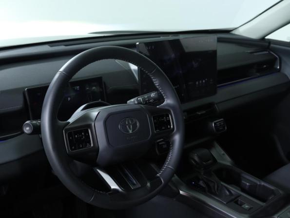 Toyota RAV4 VI (XA60) с пробегом 2026 года, цена 4 100 000 рублей, 3900 км, внедорожник, Автокод Объявления