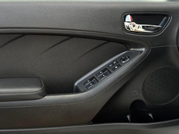 Kia Cerato III с пробегом 2014 года, цена 995 000 рублей, 153000 км, седан, Автокод Объявления