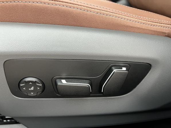 BMW 5 серии VIII (G60/G61/G68) с пробегом 2025 года, цена 8 840 000 рублей, 12500 км, седан, Автокод Объявления