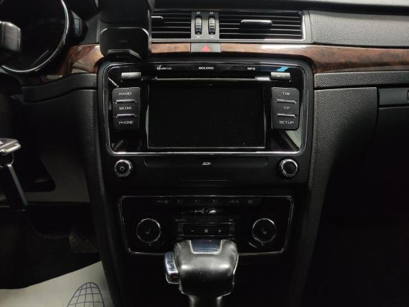 Skoda Superb II с пробегом 2012 года, цена 999 000 рублей, 288286 км, лифтбек, Автокод Объявления