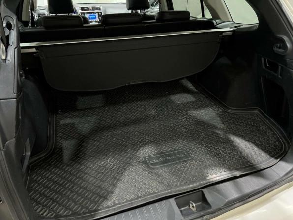 Subaru Outback V Рестайлинг с пробегом 2018 года, цена 2 200 000 рублей, 217671 км, универсал, Автокод Объявления