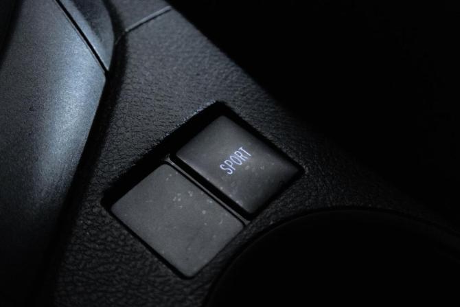 Toyota Corolla XI (E160 E170 E180) с пробегом 2013 года, цена 1 299 999 рублей, 150229 км, седан, Автокод Объявления