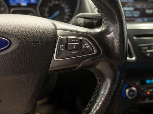 Ford Focus III Рестайлинг с пробегом 2016 года, цена 930 000 рублей, 173702 км, хэтчбек, Автокод Объявления
