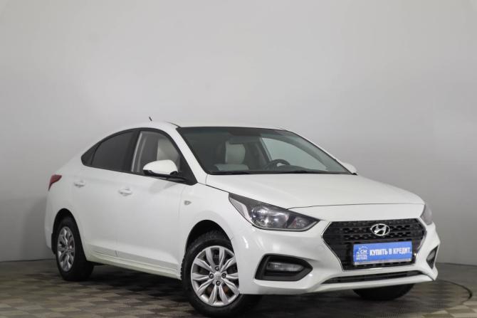 Hyundai Solaris II с пробегом 2018 года, цена 939 000 рублей, 217931 км, седан, Автокод Объявления