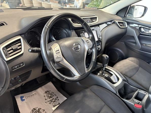 Nissan Qashqai II с пробегом 2017 года, цена 1 341 000 рублей, 211179 км, внедорожник, Автокод Объявления