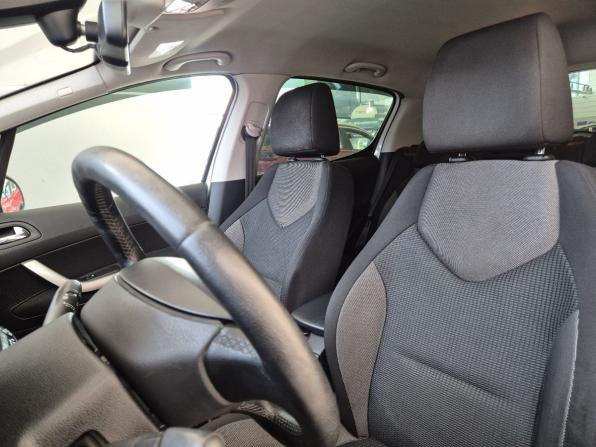 Peugeot 308 I Рестайлинг с пробегом 2011 года, цена 469 000 рублей, 123131 км, хэтчбек, Автокод Объявления