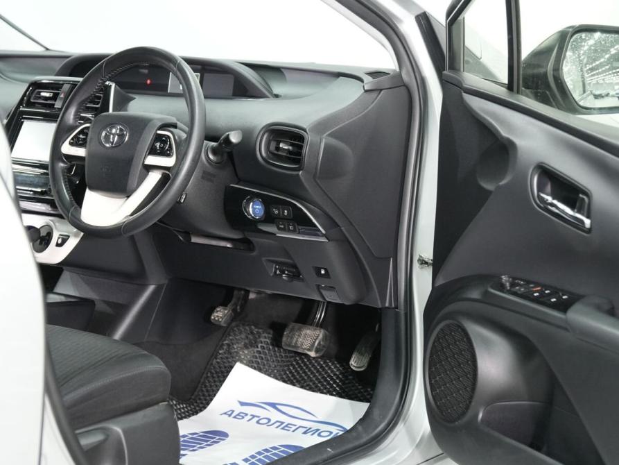 Toyota Prius IV (XW50) Новосибирск  - изображение 18