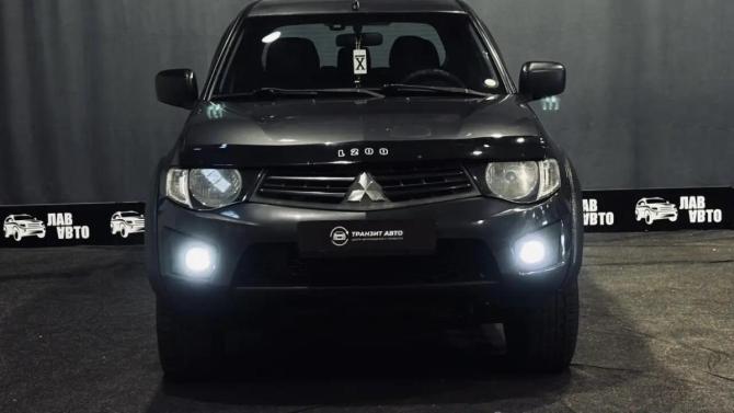 Mitsubishi L200 IV с пробегом 2010 года, цена 1 300 000 рублей, 200000 км, пикап, Автокод Объявления