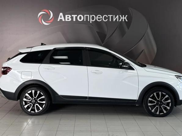 Lada (ВАЗ) Vesta I Рестайлинг (NG) с пробегом 2024 года, цена 1 650 000 рублей, 492 км, универсал, Автокод Объявления