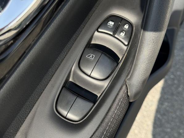 Nissan Qashqai II с пробегом 2018 года, цена 1 850 000 рублей, 59495 км, внедорожник, Автокод Объявления