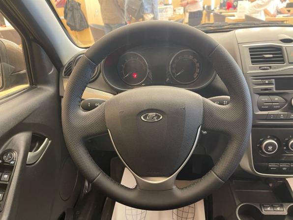 Lada (ВАЗ) Granta I Рестайлинг с пробегом 2018 года, цена 700 000 рублей, 68000 км, седан, Автокод Объявления