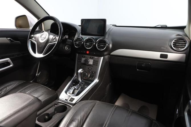 Opel Antara I Рестайлинг с пробегом 2013 года, цена 1 299 000 рублей, 125000 км, внедорожник, Автокод Объявления