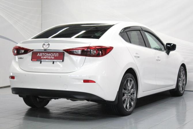 Mazda Axela III Рестайлинг с пробегом 2018 года, цена 1 250 000 рублей, 71142 км, седан, Автокод Объявления
