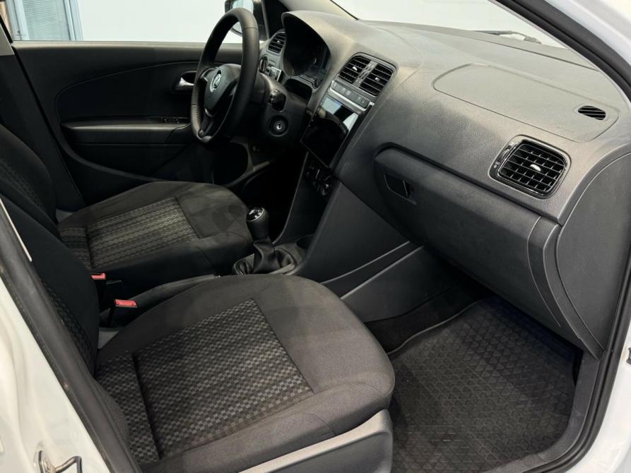 Volkswagen Polo V Рестайлинг Волжский  - изображение 23