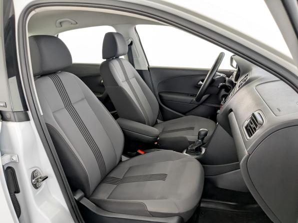 Volkswagen Polo V Рестайлинг с пробегом 2016 года, цена 1 130 000 рублей, 148376 км, седан, Автокод Объявления