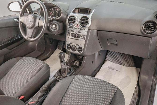 Opel Corsa D Рестайлинг II с пробегом 2013 года, цена 699 000 рублей, 57000 км, хэтчбек, Автокод Объявления