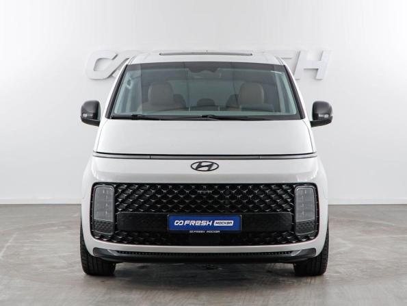 Hyundai Staria I с пробегом 2021 года, цена 4 545 055 рублей, 93591 км, минивэн, Автокод Объявления