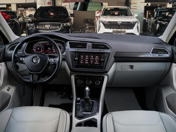 Volkswagen Tiguan II с пробегом 2018 года, цена 3 200 000 рублей, 91940 км, внедорожник, Автокод Объявления