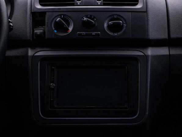 Skoda Fabia II Рестайлинг с пробегом 2012 года, цена 420 000 рублей, 256128 км, хэтчбек, Автокод Объявления