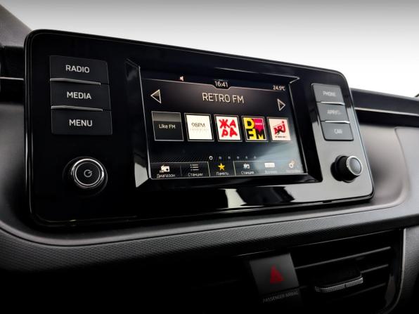 Skoda Rapid II с пробегом 2021 года, цена 1 716 000 рублей, 52946 км, лифтбек, Автокод Объявления