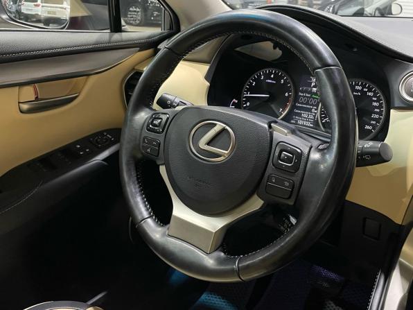 Lexus NX I Рестайлинг с пробегом 2017 года, цена 2 630 000 рублей, 101930 км, внедорожник, Автокод Объявления