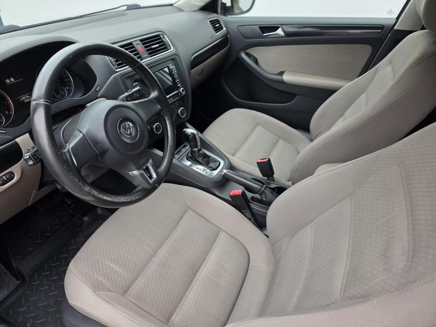 Volkswagen Jetta VI Москва  - изображение 9