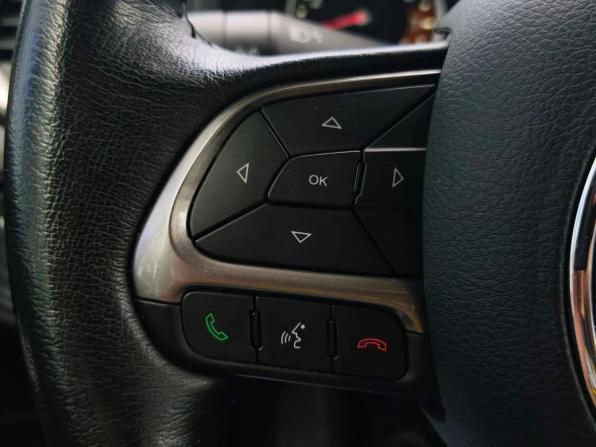 Jeep Renegade I Рестайлинг с пробегом 2020 года, цена 2 240 000 рублей, 87525 км, внедорожник, Автокод Объявления
