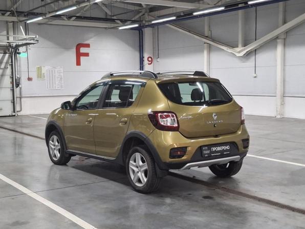 Renault Sandero II с пробегом 2016 года, цена 950 000 рублей, 111103 км, хэтчбек, Автокод Объявления