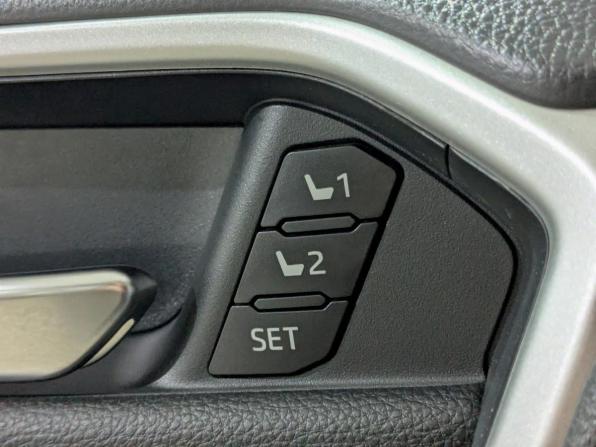 Toyota RAV4 V (XA50) с пробегом 2020 года, цена 3 250 000 рублей, 63287 км, внедорожник, Автокод Объявления