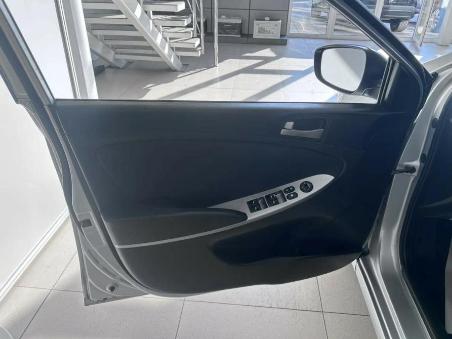 Hyundai Solaris I Рестайлинг Уфа  - изображение 11