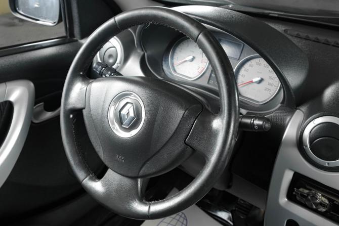 Renault Sandero I с пробегом 2011 года, цена 559 000 рублей, 285000 км, хэтчбек, Автокод Объявления