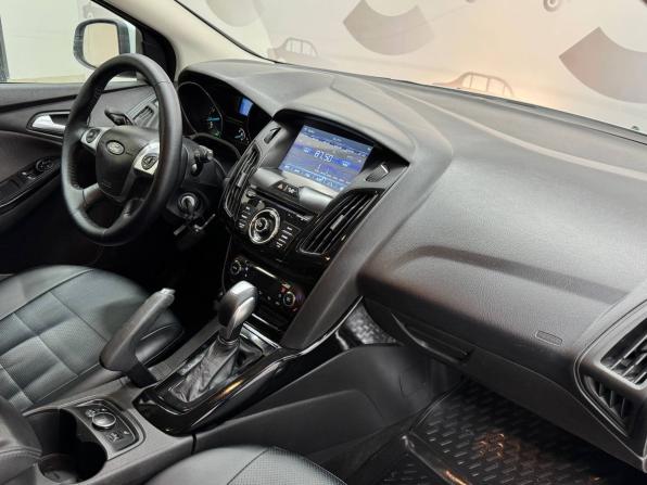 Ford Focus III с пробегом 2014 года, цена 850 000 рублей, 168191 км, хэтчбек, Автокод Объявления