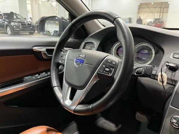 Volvo S60 II с пробегом 2012 года, цена 1 350 000 рублей, 148882 км, седан, Автокод Объявления